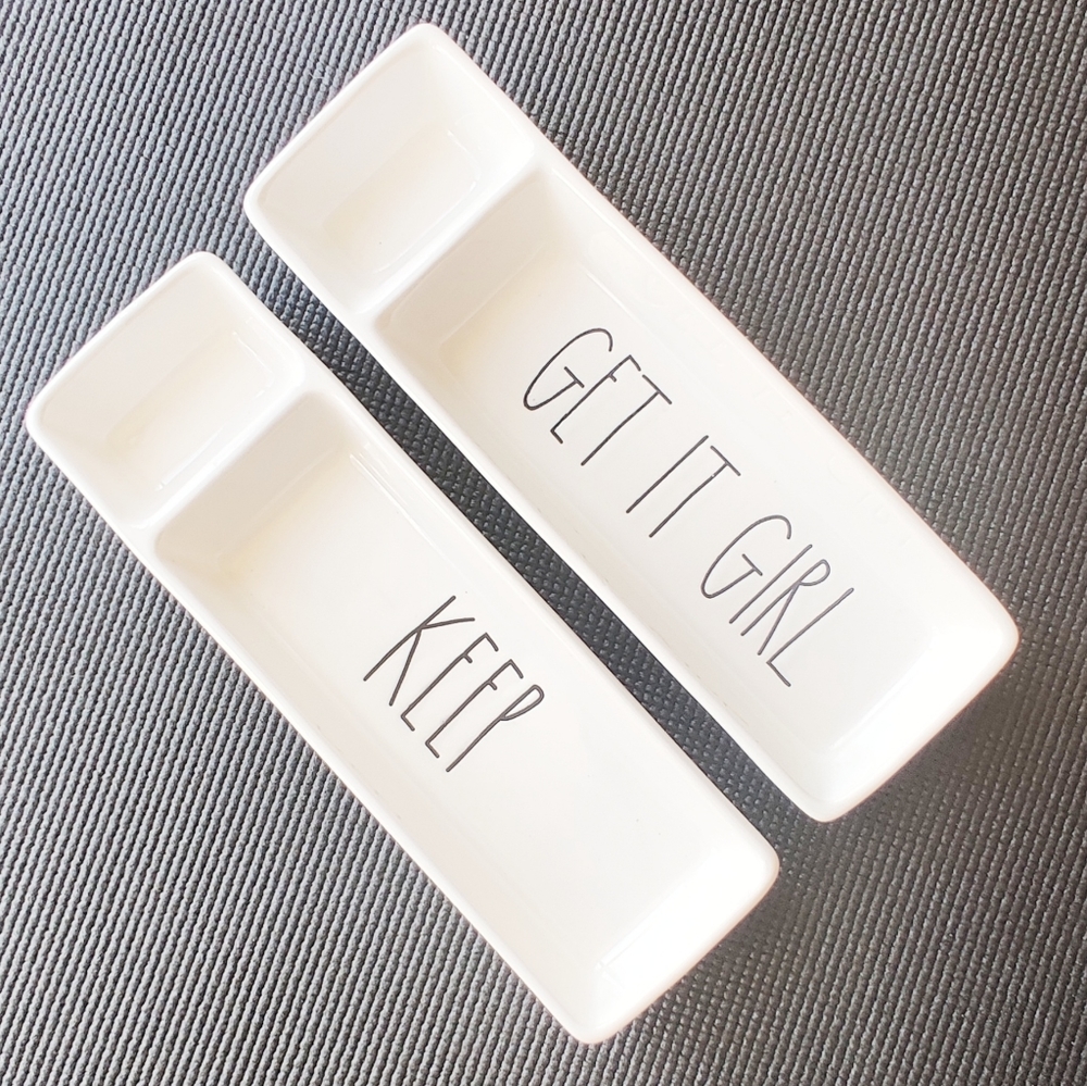 Rae Dunn snack trays x2